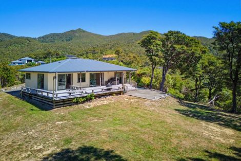 Photo of property in 3 Soucis Lane, Okiwi Bay, French Pass, 7193
