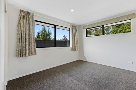 Photo of property in 58 Stratford Drive, Mount Pisa, Cromwell, 9383