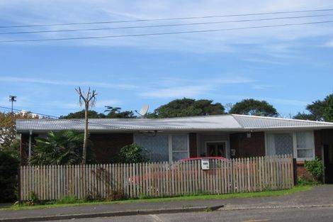 Photo of property in 268 Titirangi Road, Titirangi, Auckland, 0604