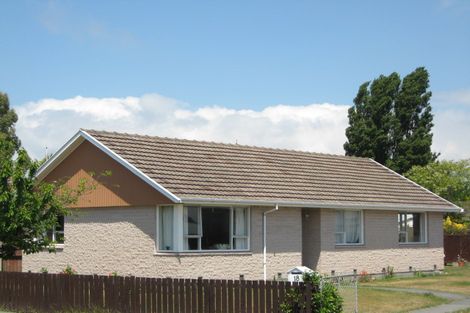Photo of property in 18 Woodlands Place, Aranui, Christchurch, 8061