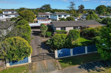 Photo of property in 22 Glen Road, Ranui, Auckland, 0612