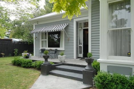 Photo of property in 4 Bronte Place, Waltham, Christchurch, 8023