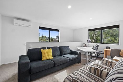 Photo of property in 32a Aubrey Street, New Plymouth, 4310