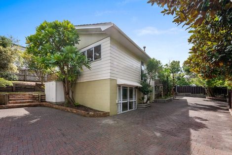 Photo of property in 1/56 Lavery Place, Sunnynook, Auckland, 0632