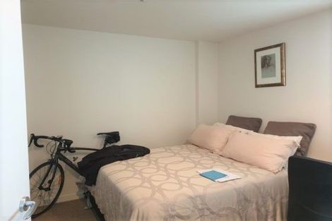 Photo of property in The Mews, 18/8 Basque Road, Eden Terrace, Auckland, 1021