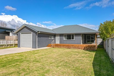 Photo of property in 35 Mary-ellen Place, Coromandel, 3506