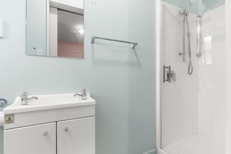 Photo of property in 10 Haslett Place, Upper Riccarton, Christchurch, 8041