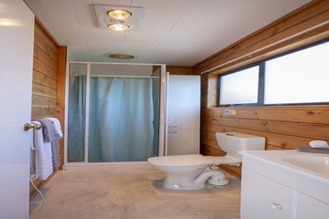 Photo of property in 4a Foxfield Lane, Westmorland, Christchurch, 8025