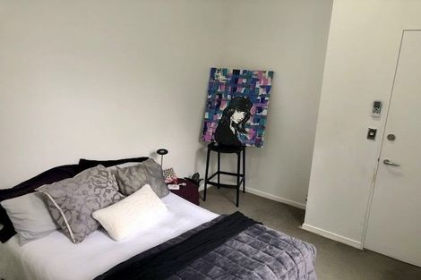 Photo of property in Mondrian Townhouses, 10/24 Hanson Street, Mount Cook, Wellington, 6021