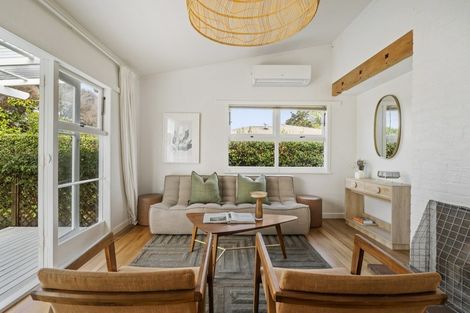 Photo of property in 1/14 Montgomery Avenue, Belmont, Auckland, 0622