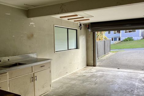 Photo of property in 1 Azimuth Place, Whitby, Porirua, 5024