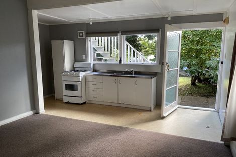 Photo of property in 18 Shoal Bay Road, Devonport, Auckland, 0624