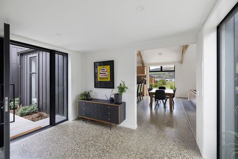 Photo of property in 52 Cunninghams Drive, Jacks Point, Queenstown, 9371