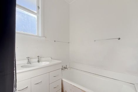 Photo of property in 14 Rangipoia Place, Turangi, 3334