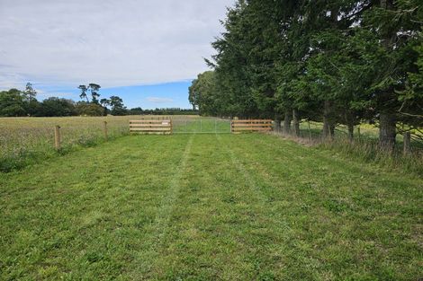 Photo of property in 2795 Tram Road, West Eyreton, 7475