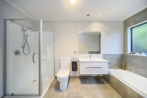 Photo of property in 11a Margaret Street, Roslyn, Palmerston North, 4414