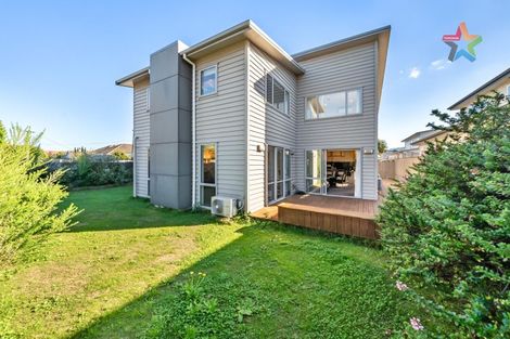 Photo of property in 60 Whites Line West, Woburn, Lower Hutt, 5010