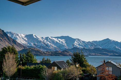 Photo of property in 8b Minaret Ridge, Wanaka, 9305
