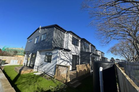 Photo of property in 13c Edinburgh Avenue, Rosehill, Papakura, 2113