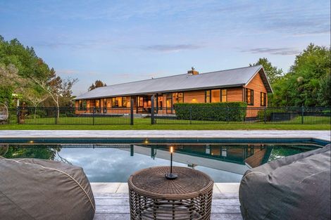 Photo of property in 2 Tamahunga Drive, Matakana, Warkworth, 0985