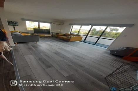 Photo of property in 1/2 Valecrest Place, Bayview, Auckland, 0629