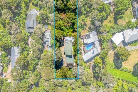Photo of property in 112 Mountain Road, Henderson Valley, Auckland, 0612