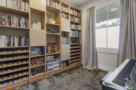 Photo of property in 41a Hackett Street, Saint Marys Bay, Auckland, 1011