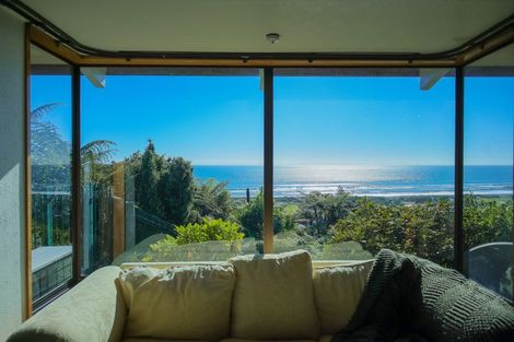 Photo of property in 22 Stanton Crescent, Karoro, Greymouth, 7805