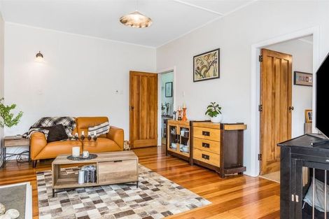 Photo of property in 4 Rodney Street, Northland, Wellington, 6012