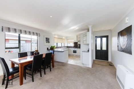 Photo of property in 88a Warwick Street, Feilding, 4702