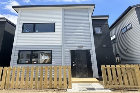 Photo of property in 49 Survila Street, Papakura, 2110