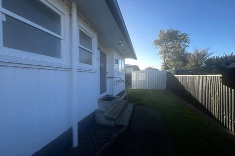 Photo of property in 2/505 Sylvan Road, Parkvale, Hastings, 4122