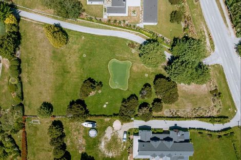 Photo of property in 255 Beacon Point Road, Wanaka, 9305