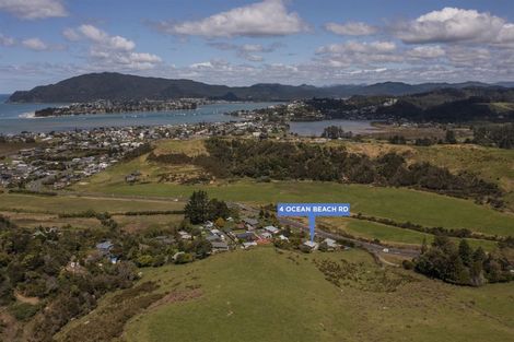 Photo of property in 4 Ocean Beach Road, Tairua, 3508
