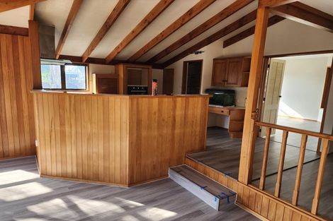 Photo of property in 12 Buckingham Crescent, Manukau, Auckland, 2025