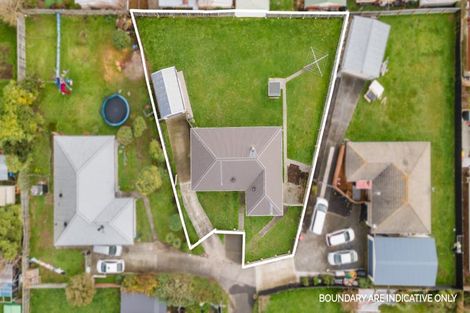 Photo of property in 23 Lambeth Crescent, Northcote, Christchurch, 8052