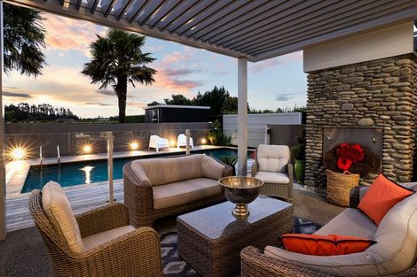 Photo of property in 4 Leabridge Mews, Harewood, Christchurch, 8051