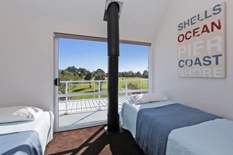 Photo of property in 8 Gilray Place, Waimarama, 4294