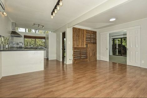Photo of property in 1 Himikera Avenue, Avondale, Auckland, 1026
