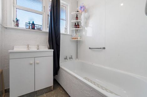 Photo of property in 32 Kummer Crescent, Masterton, 5810