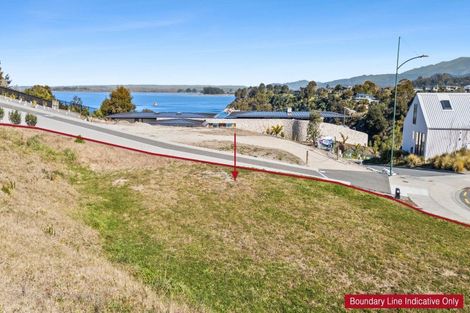 Photo of property in 11 Fairburn Place, Kaiteriteri, 7197