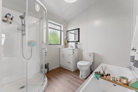 Photo of property in 68 Grey Street, Woodville, 4920