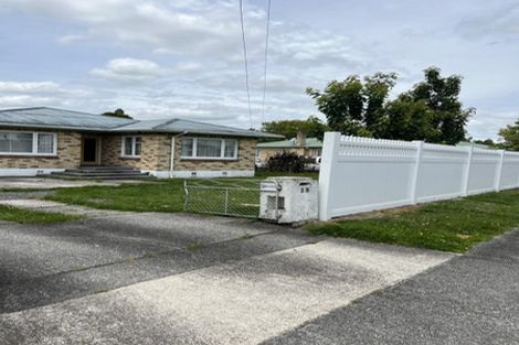 Photo of property in 25 Brocas Avenue, Hillcrest, Hamilton, 3216