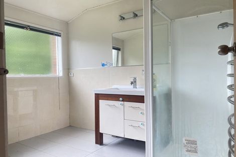 Photo of property in 15 Glenmore Road, Sunnyhills, Auckland, 2010