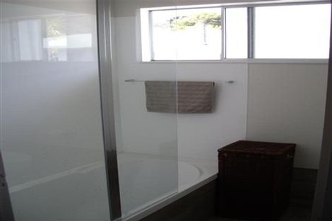 Photo of property in 16 Beryl Grove, Birchville, Upper Hutt, 5018