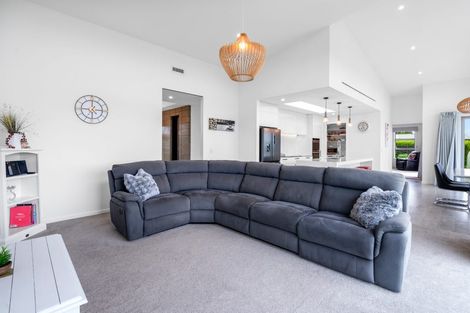 Photo of property in 11 Majestic Chance, Seaward Bush, Invercargill, 9812