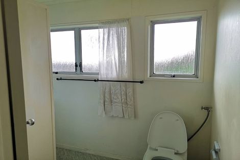 Photo of property in 60 Widmore Drive, Massey, Auckland, 0614