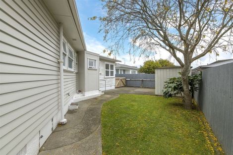 Photo of property in 3 Huia Place, Levin, 5510