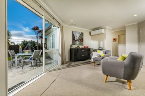 Photo of property in 45 Aberley Road, Schnapper Rock, Auckland, 0632