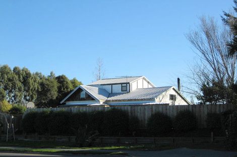 Photo of property in 813 Main North Road, Belfast, Christchurch, 8051